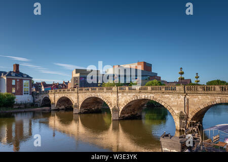 Welsh Bridge, Shrewsbury, Shropshire, UK Stock Photo