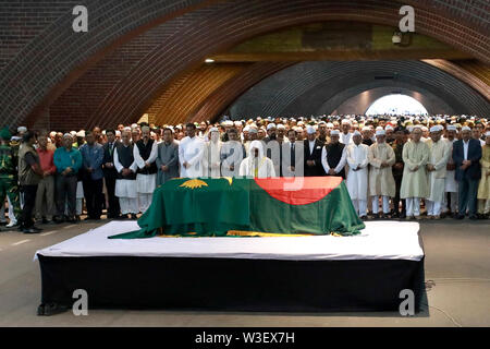 Preparation of the deceased and Janazah prayers - IslamiCity