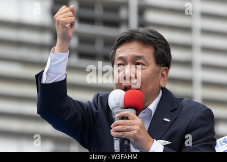 Tokyo, Japan. 15th July, 2019. Yukio Edano leader of the Constitutional Democratic Party of Japan (CDP) delivers a street speech outside Shinjuku Station. Edano showed support for the party fellow candidates for the July 21 House of Councillors election. Credit: Rodrigo Reyes Marin/AFLO/Alamy Live News Stock Photo