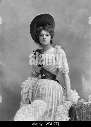 Clara Ward, Princesse de Caraman-Chimay (1873-1916) A. Stock Photo