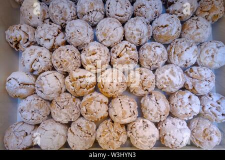 Snowballs, local speciality, sweets, pastries, Rothenburg ob der Tauber, Middle Franconia, Franconia, Bavaria, Germany Stock Photo