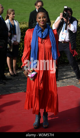 Cologne, Germany. 16th July, 2019. The actress Liz Bafoe comes to the MediaNight at the CHIO equestrian tournament. Credit: Henning Kaiser/dpa/Alamy Live News Stock Photo