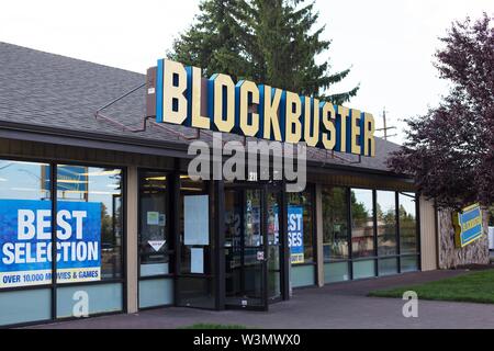 The last Blockbuster Video store in existence, in Bend, Oregon, USA. Stock Photo