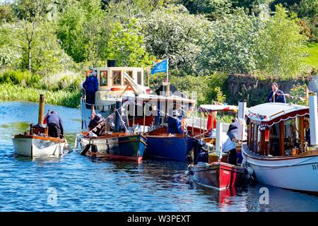 Boats, barges and canoes on Forth and Clyde Canal Stock Photo