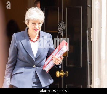 London, UK. 17th July 2019.  Theresa May MP PC, Prime Minister leaves  10 Downing Street, London Credit Ian Davidson/Alamy Live News Stock Photo