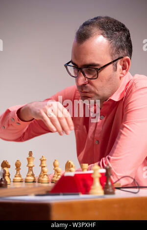 Ian NEPOMNIACHTCHI, RUS, Russia, Russian Federation, left Leinier DOMINGUEZ  PEREZ, USA, United States of America, match: Leinier Dominguez - Ian  Nepomniachtchi Third matchday of the Sparkassen Chess-Meeting 2019 on  16.07.2019 in Dortmund