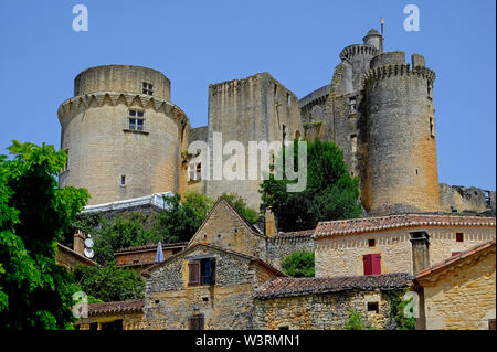chateau de bonaguil, fumel, lot valley, france Stock Photo