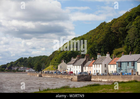 Houses along the seafront at Limekilns  Fife  Scotland Stock Photo