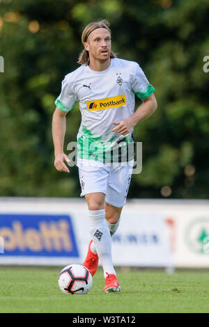 Kufstein, Austria. 17th July, 2019. Soccer: Test matches, Borussia Mönchengladbach - Basaksehir FC in Kufstein. Michael Lang von Mönchengladbach plays the ball. Credit: Matthias Balk/dpa/Alamy Live News Stock Photo