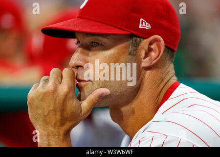 Philadelphia, Pennsylvania, USA. 17th July, 2019. Philadelphia Phillies manager Gabe Kapler (19) looks on during the MLB game between the Los Angeles Dodgers and Philadelphia Phillies at Citizens Bank Park in Philadelphia, Pennsylvania. Christopher Szagola/CSM/Alamy Live News Stock Photo