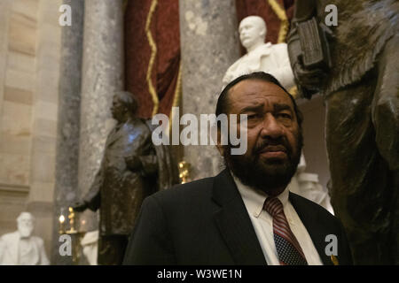 Washington DC, USA. 17th July 2019. Rep. AL GREEN, D-Texas, speaks to reporters on Capitol Hill following the US House vote to kill his resolution to file articles of impeachment against US President Trump. Credit: Stefani Reynolds/CNP/ZUMA Wire/Alamy Live News Stock Photo