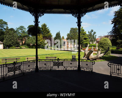 The Spa Gardens park in Ripon with the Alice in Wonderland Tree ...