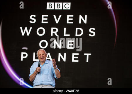 Pilton, UK. Sunday 30 June 2019.  English broadcaster and natural historian Sir David Attenborough on stage at Glastonbury to thank festival-goers for cutting their plastic use at  Worthy Farm in Pilton,© Jason Richardson / Alamy Live News Stock Photo