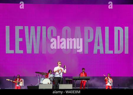 Pilton, UK. Saturday 29 June 2019.  Lewis Capaldi on the Other Stage of Glastonbury Festival at Worthy Farm in Pilton,© Jason Richardson / Alamy Live News Stock Photo