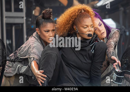 Pilton, UK. Saturday 29 June 2019.  Janet Jackson performs on the Pyramid Stage of Glastonbury Festival at Worthy Farm in Pilton,© Jason Richardson / Alamy Live News Stock Photo