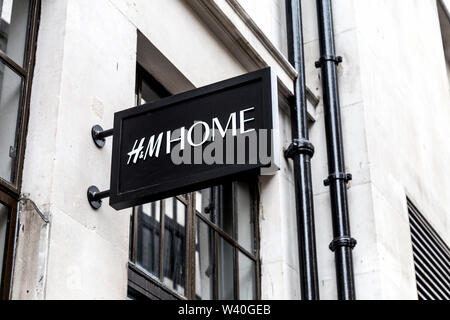 H&M Home Store Opens On London's Regent Street - H and M Home UK