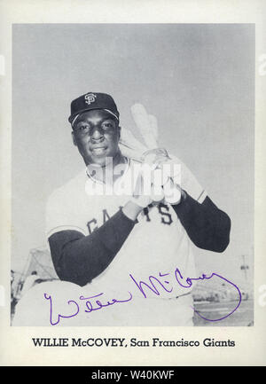 A 1970 Topps baseball card depicting Willie McCovey with the San Francisco  Giants Stock Photo - Alamy