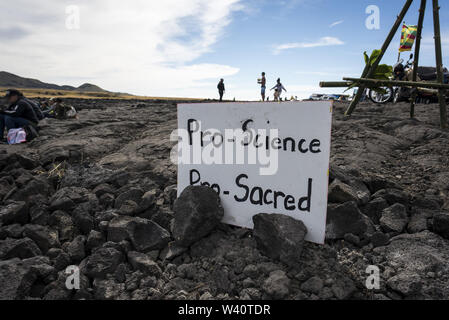 Mauna Kea, Hawaii, USA. 18th July, 2019. Activists gather on the fourth day of protesting a massive telescope that is planned to be built on Mauna Kea, a mountain considered sacred to many Native Hawaiians. Credit: Ronit Fahl/ZUMA Wire/Alamy Live News Stock Photo
