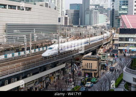 View of Shinkasen train in downtown Tokyo Stock Photo
