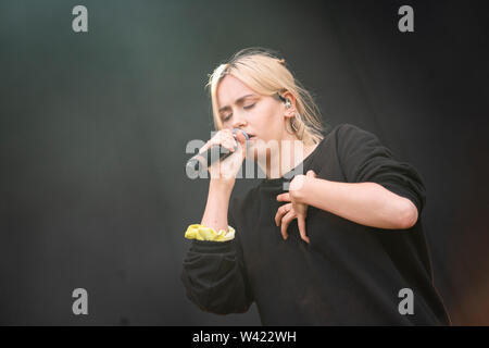 Uskedalen, Norway - June 28th, 2019. The Norwegian singer Iris performs a live concert during the Norwegian music festival Festidalen 2019. (Photo credit: Gonzales Photo - Jarle H. Moe). Stock Photo