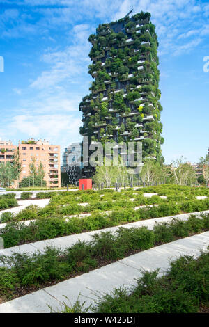 Italy, Lombardy, Milan, Biblioteca degli Alberi, Library of Trees  background  Bosco Verticale Residential Towers Stock Photo