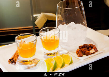 https://l450v.alamy.com/450v/w427h1/two-lemon-juice-glasses-with-ice-cubes-inside-at-a-hotel-colorized-photograph-including-perfect-lights-very-tasty-cool-drink-of-luxury-restaurant-w427h1.jpg