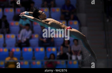 Gwangju, South Korea. 19th July, 2019. Yang Hao of China competes during the men's 10m platform semifinal of diving at the Gwangju 2019 FINA World Championships in Gwangju, South Korea, July 19, 2019. Credit: Xia Yifang/Xinhua/Alamy Live News Stock Photo