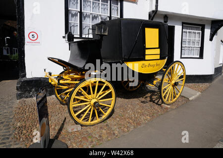 Carriage, The George Hotel, Dorchester on Thames, Oxfordshire Stock Photo