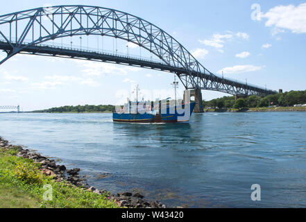 The Bourne bridge which carries traffic over the Cape Cod Canal in Bourne, Massachusetts, USA Stock Photo