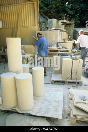 Veizeys quarry near Tetbury, Glos, UK Stock Photo