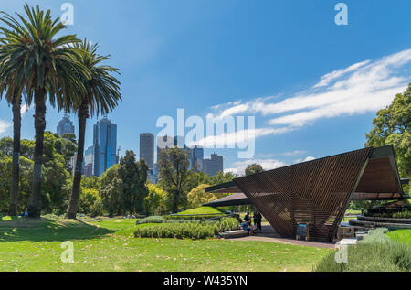 MPavilion and 3 Palms in Queen Victoria Gardens, Melbourne, Victoria, Australia Stock Photo