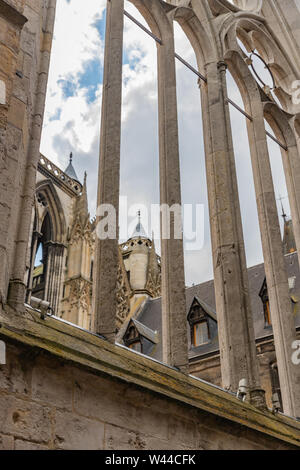 Details of 4th century Cathedral of Nôtre-dame de Rouen in Rouen, Normandy, France Stock Photo