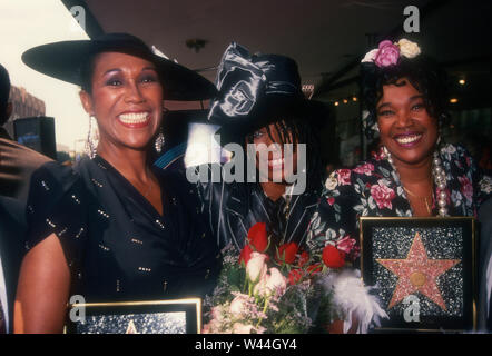 Hollywood, California, USA 29th September 1994 (L-R) Singers Ruth Pointer, June Pointer and Anita Pointer of The Pointer Sisters receive Star on The Hollywood Walk of Fame on September 29, 1994 at 6363 Hollywood Blvd in Hollywood, California, USA. Photo by Barry King/Alamy Stock Photo Stock Photo