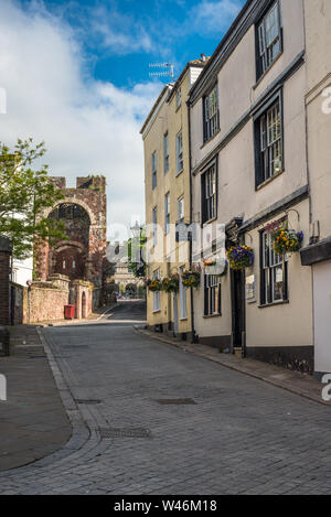 Characterful facades on Castle St leading to the entrance to Rougemount Castle, Exeter, Devon, England, UK Stock Photo