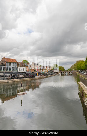 Houses next to canal in Amiens, France Stock Photo