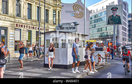 Checkpoint Charlie or 'Checkpoint C' was the name given by the Western Allies to the best-known Berlin Wall crossing point between East & West Berlin Stock Photo