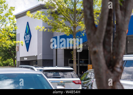 Sam's Club membership-only warehouse store in Snellville (metro Atlanta), Georgia. (USA) Stock Photo