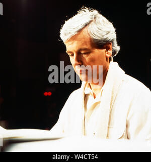 George Gruntz, Schweizer Jazzpianist, Komponist, Arrangeur und Bandleader, Deutschland 1988. Swiss jazz pianist, composer, band leader and arranger George Gruntz, Germany 1988. Stock Photo