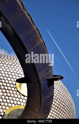 Birmingham Bullring suspended  bridge  futuristic architecture Stock Photo