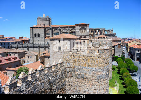 The medeivil walls surrounding the city of Avila with the Cathedral in the background. Avila  Castilla y Leon, Spain Stock Photo