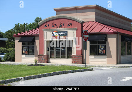 Princeton New Jersey - June 23, 2019: Pizza Hut Fast Casual Restaurant. Pizza Hut is a subsidiary of YUM! Brands I - Image Stock Photo