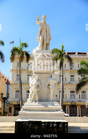 Statue of Jose Marti in the Parque central in la Havana, Cuba Stock Photo