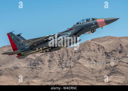 F15 e strike eagle hi-res stock photography and images - Alamy