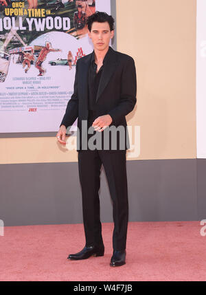 January 9, 2014 - Hollywood, California, USA - Austin Butler arrives for the 'Once Upon A Time In Hollywood' Los Angeles Premiere at the Chinese Theatre. (Credit Image: © Lisa O'Connor/ZUMA Wire) Stock Photo