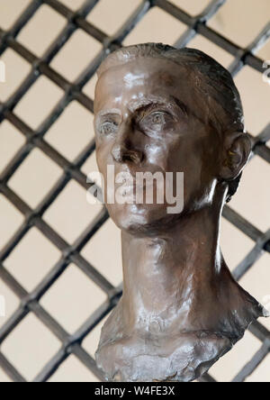 Bronze bust of Baron Hans Heinrich Thyssen-Bornemisza, 1921 - 2002, Dutch born Swiss industrialist and art collector.   After a 1954 work by Lithuania Stock Photo