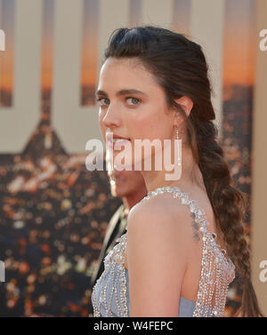 Los Angeles, USA. 22nd July, 2019. Sarah Margaret Qualley 146 arrives at the Sony Pictures' 'Once Upon A Time.In Hollywood premiere at the TCL Chinese Theatre in Los Angeles on July 22, 2019 in Hollywood, California Credit: Tsuni/USA/Alamy Live News Stock Photo