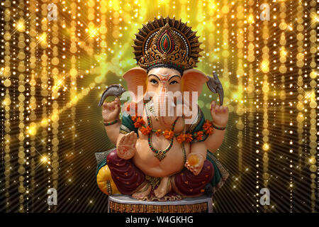 idols Lord Ganesha with Shiva and Parvati at Pune, Maharashtra, India, Asia Stock Photo - Alamy idols Lord Ganesha with Shiva and Parvati at Pune, Maharashtra, India, Asia Stock Photo - Alamy