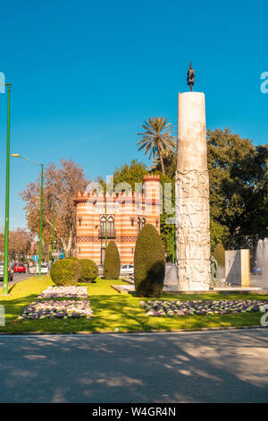 El monumento a Juan Sebastian Elcano and Costurero de la Reina, Seville, Spain
