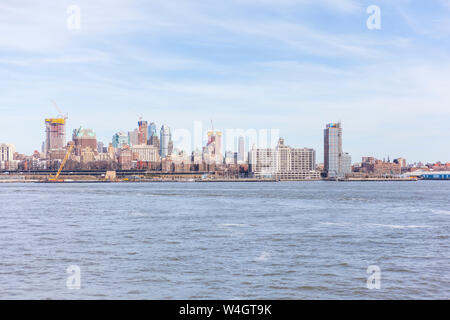 Skyline at the waterfront seen from Upper New York Bay, Manhattan, New York City, USA Stock Photo