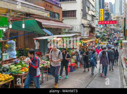 Produce stalls at the market on Gage Street, Central district, Hong Kong Island, Hong Kong, China Stock Photo